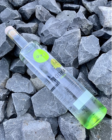 Wódka z Jabłek OVII, dobra pod dach i w plener