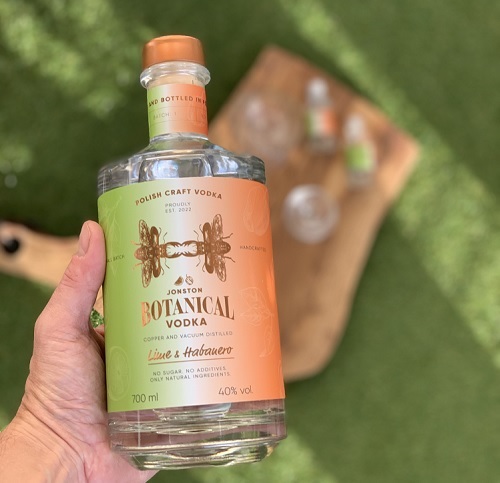 Lime & Habanero sprawdzi się solo i w koktajlach